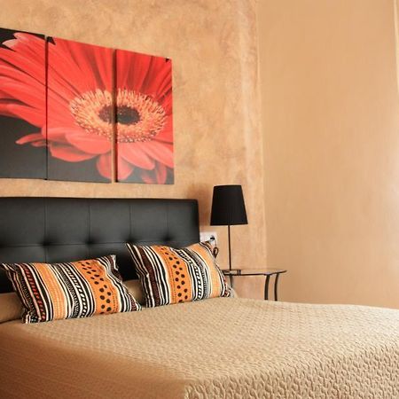 Hostal Rte. Elena Fuentes de Ebro 部屋 写真