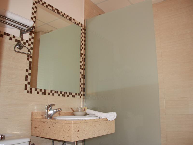 Hostal Rte. Elena Fuentes de Ebro 部屋 写真